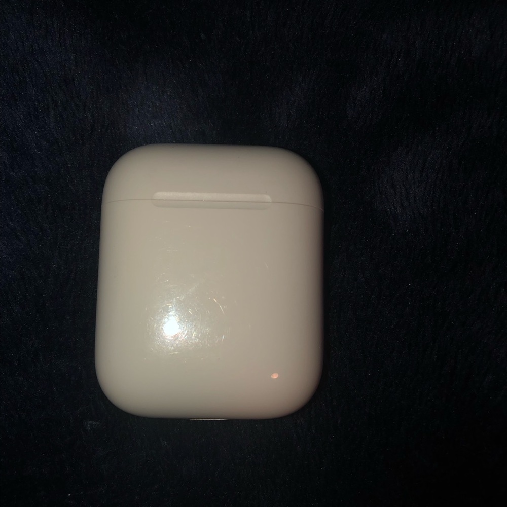 iPhone AIRPODS